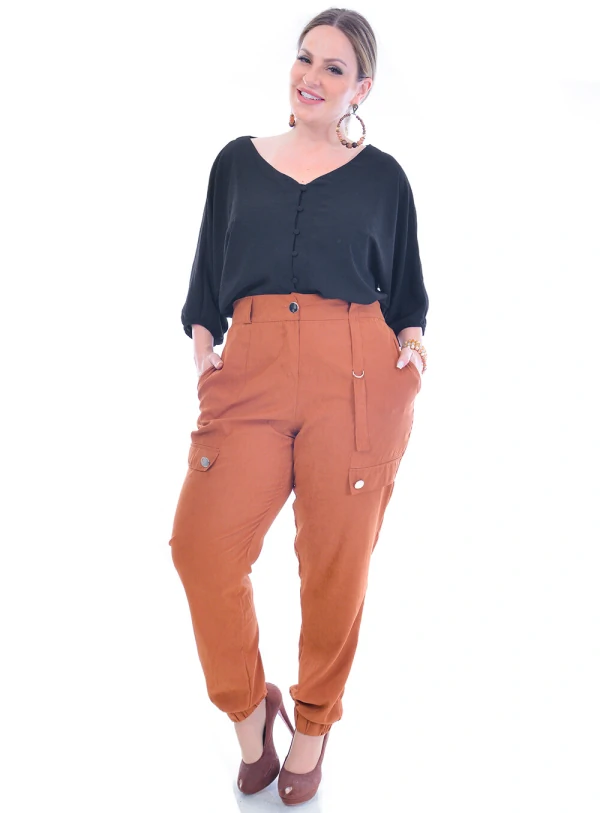 Blusa Plus Size Vitoriosa