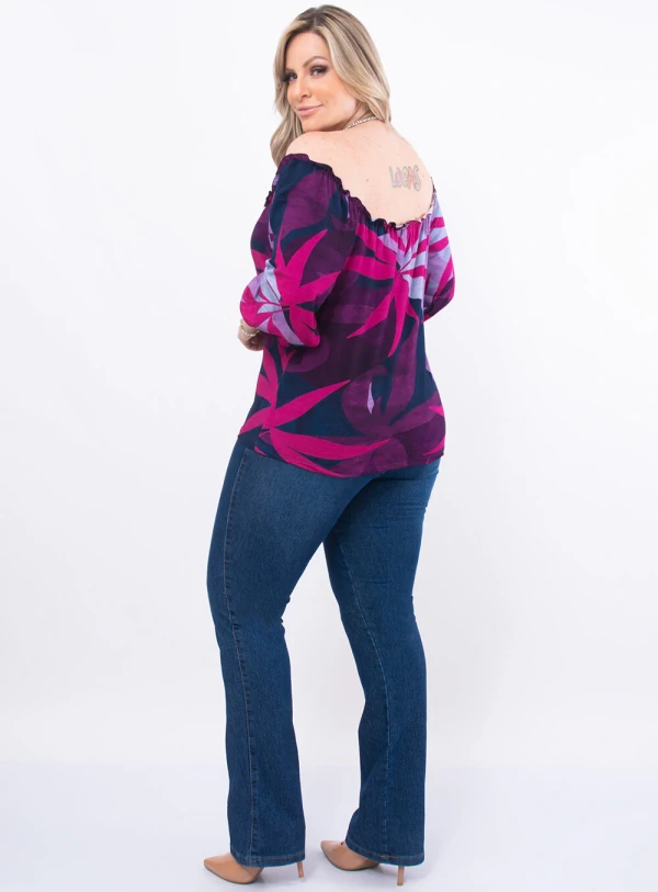 Blusa Plus Size Estampada Ombro a Ombro