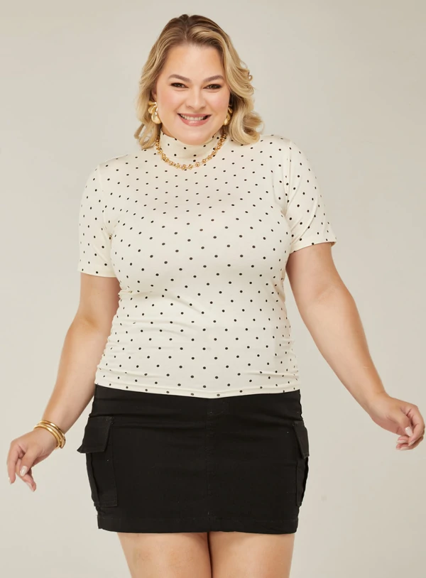 Blusa de Poá Plus Size em Malha de Viscolycra