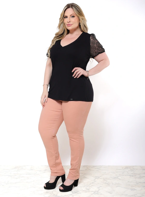Calça Reta Plus Size Colorida em Sarja com Elastano