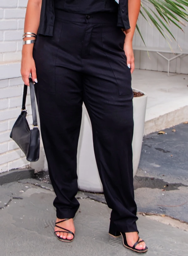 Trijunto Plus Size Top com Camisa Manga Curta e Calça Cenoura em Viscolinho
