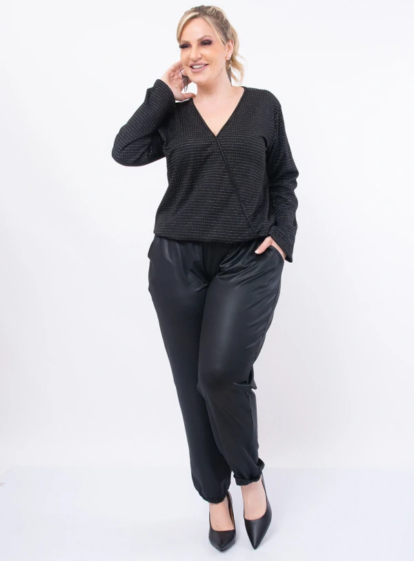 Blusa Plus Size Listras em Lurex