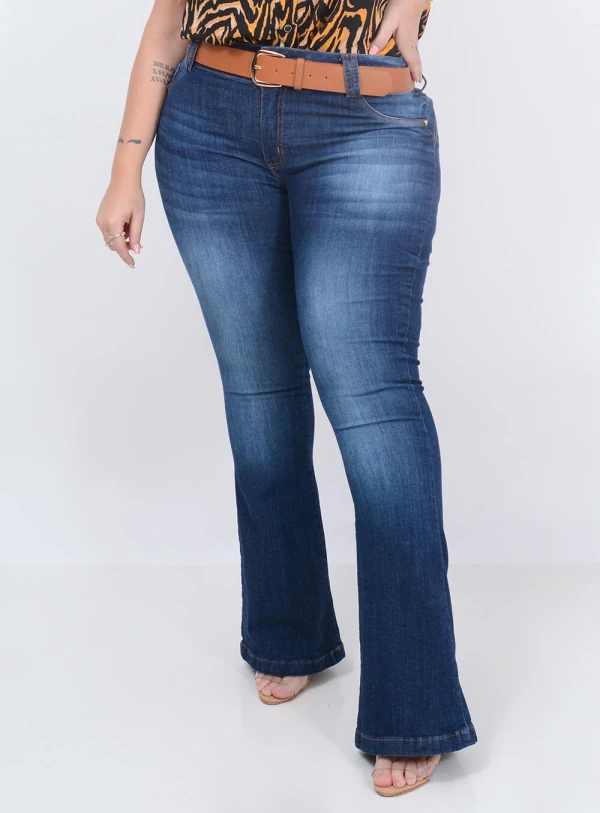 Calça Jeans Flare Cinto Plus Size