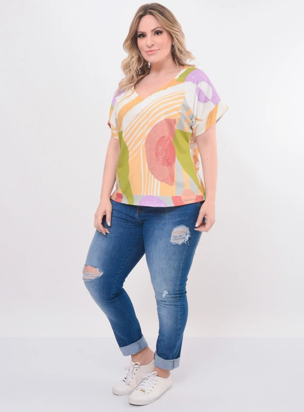 Blusa Plus Size Abstrata