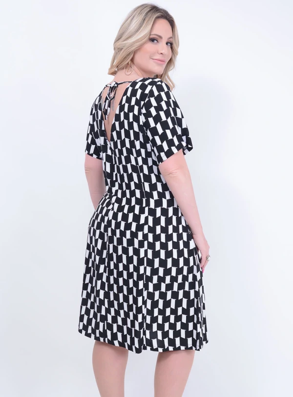 Vestido em Viscose com Detalhe Franzido no Decote e Amarração