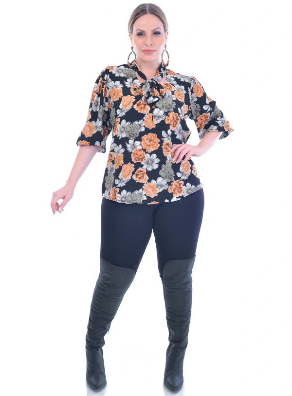 Blusa Plus Size Floral