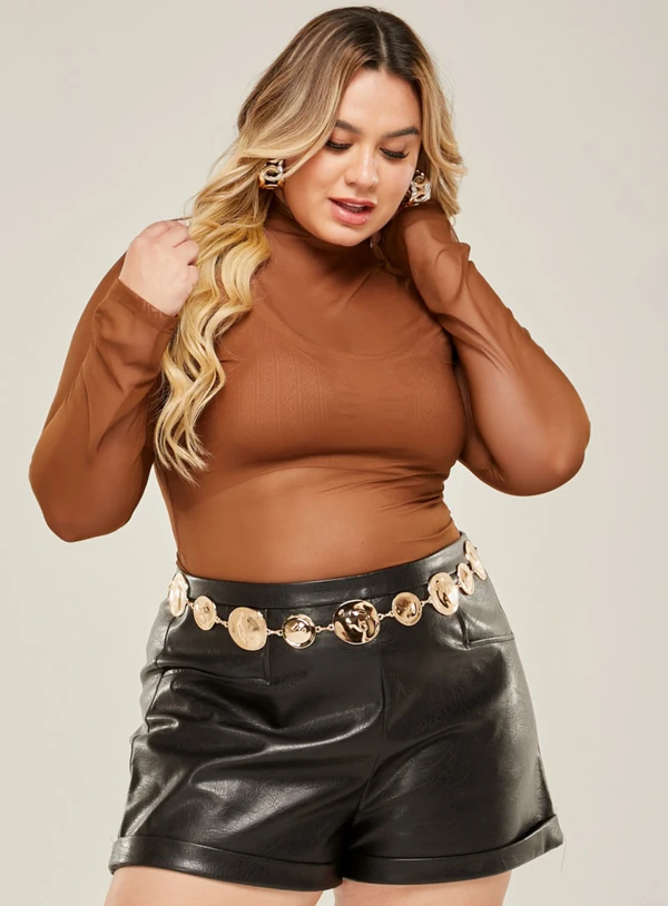 Blusa Plus Size Manga Longa de Tule