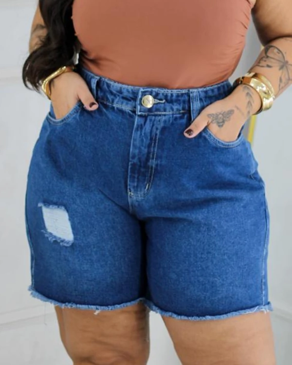 Short Jeans Plus Size Cós Elástico Barra Desfiada