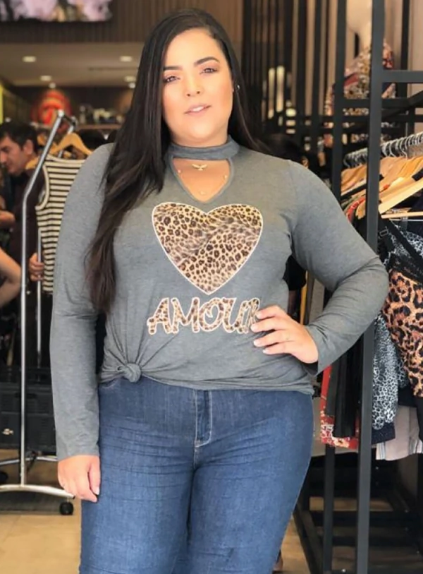 Blusa Predilect´s Aplicação Plus Size
