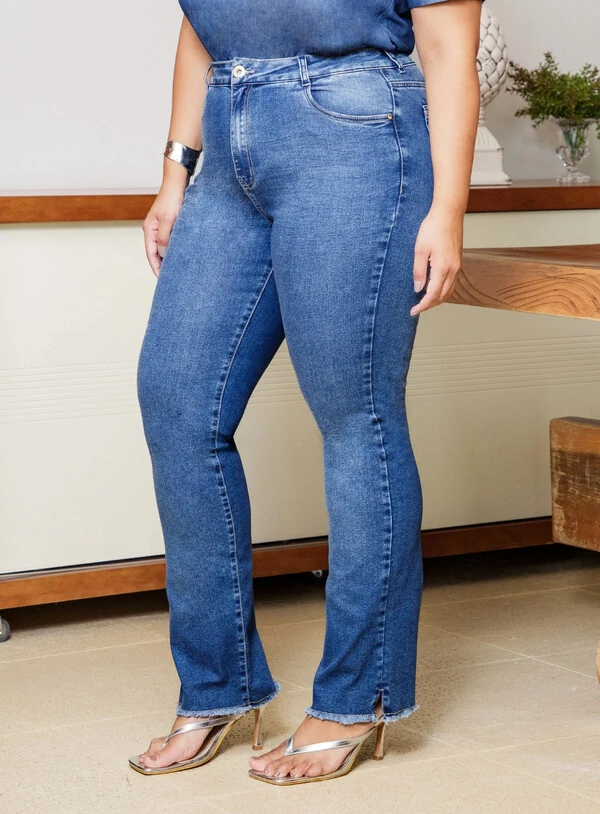 Calça Jeans Reta Marmorizada Plus Size
