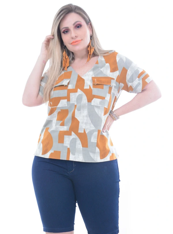 Blusa Predilects Bolsos Plus Size