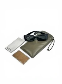 Óculos de Sol Loewe Preto