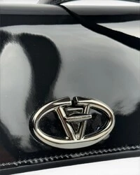 Bolsa Valentino Vlogo The Bold Edition Patent Preta