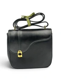Bolsa Gucci Equestrian Saddle Crossbody Preta