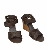 Sandália Louis Vuitton Couro Marrom