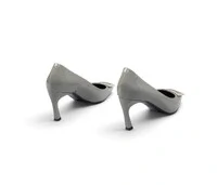 Sapato Roger Vivier Verniz Cinza Claro
