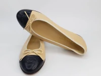 Sapatilha Chanel Bicolor Bege com Preto