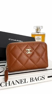 Carteira Chanel Classic Zipped Caviar Caramelo