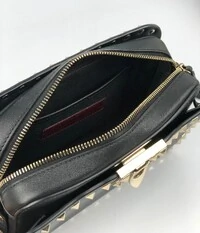 Bolsa Valentino Flip Lock Camera Bag Preta