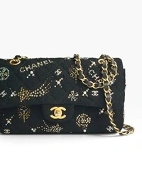 Bolsa Chanel Classic Medium Embellished Double Flap Preta