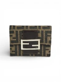 Carteira Fendi Zucca Monogra Marrom