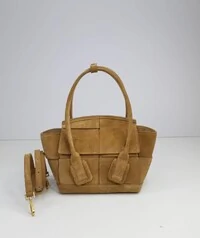 Bolsa Bottega Veneta Mini Arco Camurça Bege