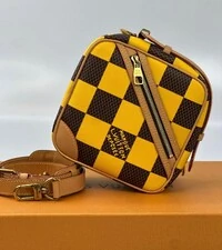 Bolsa Louis Vuitton Damier Pop Chess Messenger Amarelo