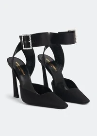 Sapato Saint Laurent Scarpin Crystal Buckle Pumps Preto