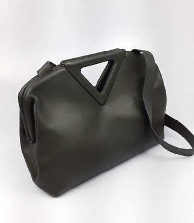 FotoBolsa Bottega Veneta Point Medium Preta