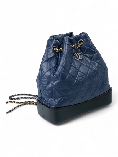 FotoMochila Chanel Gabrielle Aged Calfskin Preta Azul