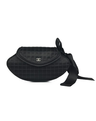 Foto Clutch Chanel em Cetim Preta