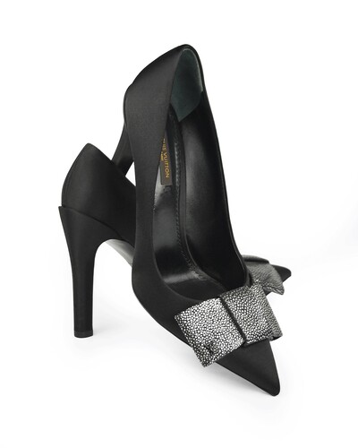 Foto Sapato Louis Vuitton Stingray Bow Pumps