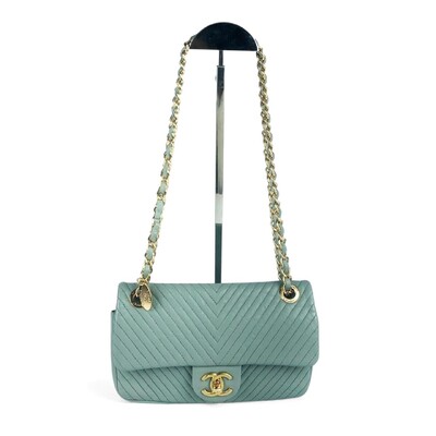 FotoBolsa Chanel Clássica Chevron Média Verde Claro
