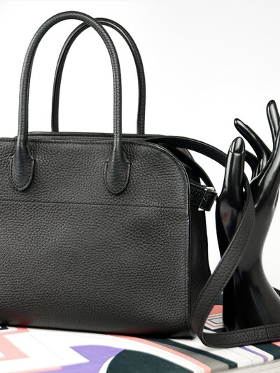 FotoBolsa The Row Margaux 10 Couro Granulado Preta