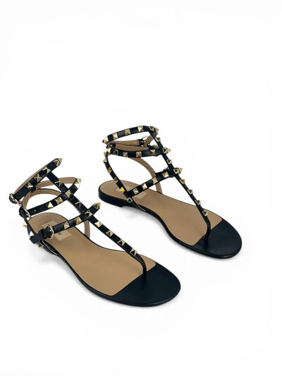 FotoSandália Valentino Rockstuds Preta