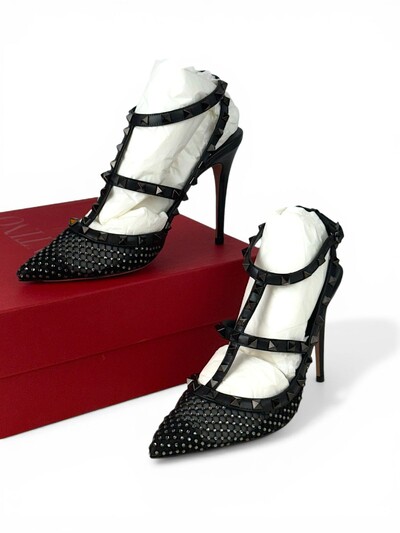 Foto Scarpin Valentino Rockstud Com Cristais Preta