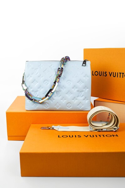 Foto Bolsa Louis Vuitton Coussin PM Azul Claro