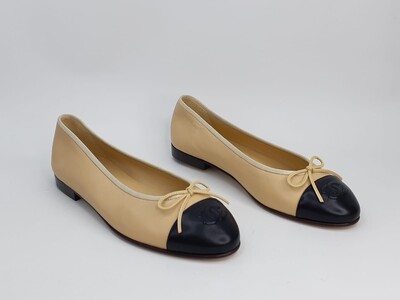 FotoSapatilha Chanel Bicolor Bege com Preto