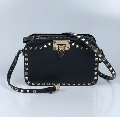 Foto Bolsa Valentino Flip Lock Camera Bag Preta