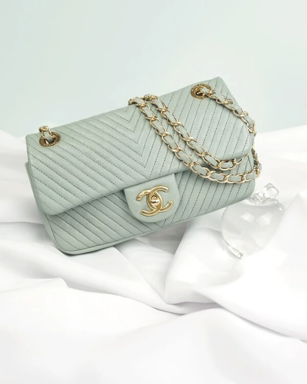 Bolsa Chanel Clássica Chevron Média Verde Pastel