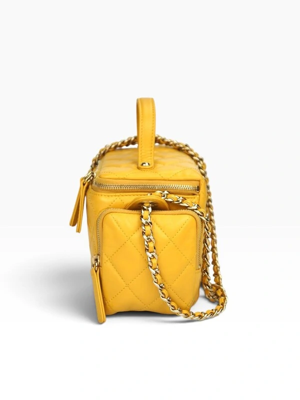 Bolsa Chanel Pocket Top Handle Vanity Yellow