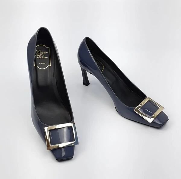 Sapato Roger Vivier Verniz Cinza Escuro