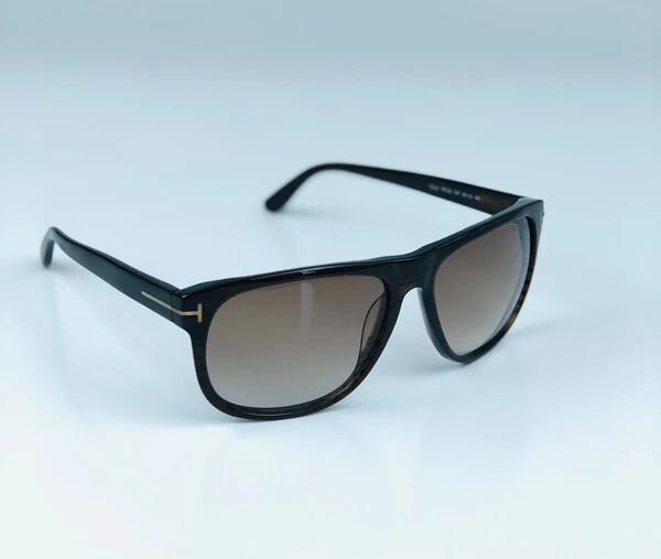 Óculos De Sol Tom Ford Escuros Preto