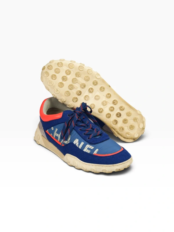 Tênis Chanel Interlocking CC Runner Azul e Laranja
