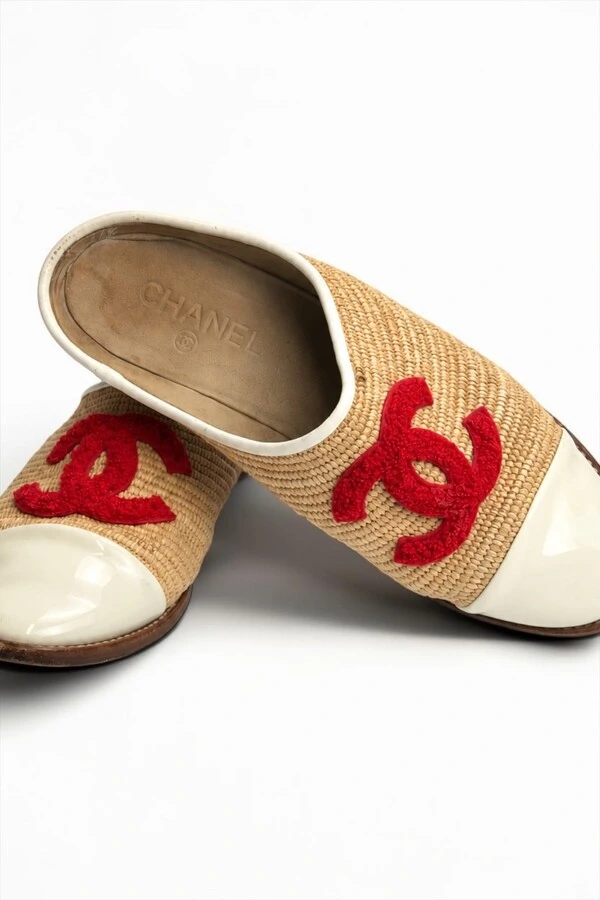 Mule Chanel Interlocking CC Ráfia c/ Vermelho
