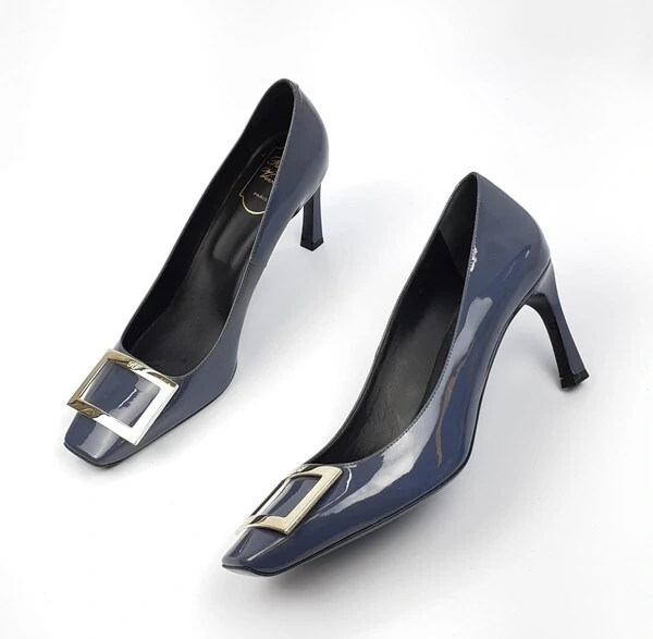 Sapato Roger Vivier Verniz Cinza Escuro
