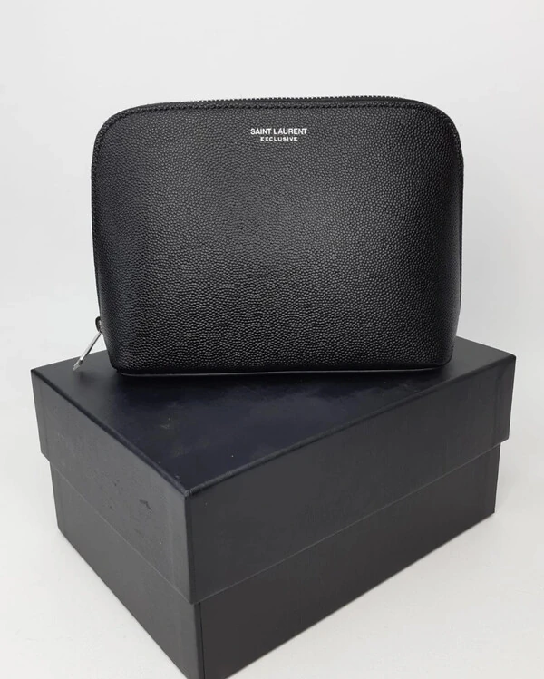 Necessaire Saint Laurent em Couro Preta