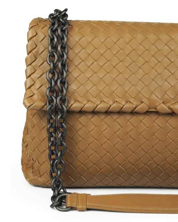 Bolsa Bottega Veneta Olimpia Intrecciato Caramelo