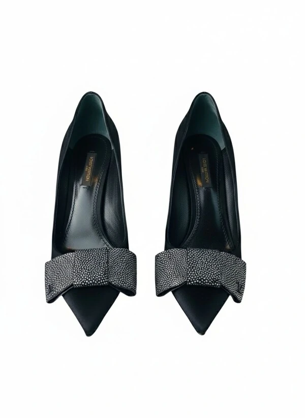 Sapato Louis Vuitton Stingray Bow Pumps