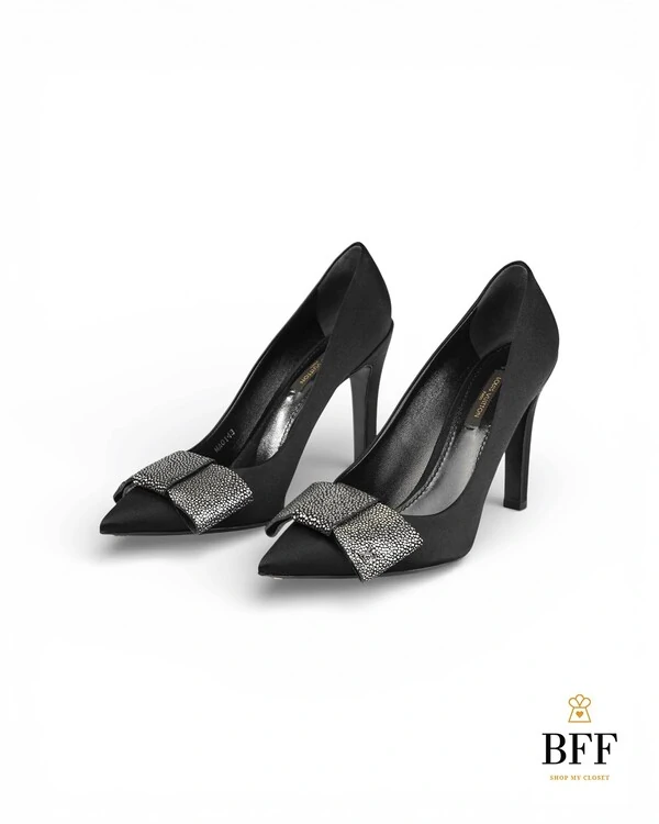 Sapato Louis Vuitton Stingray Bow Pumps